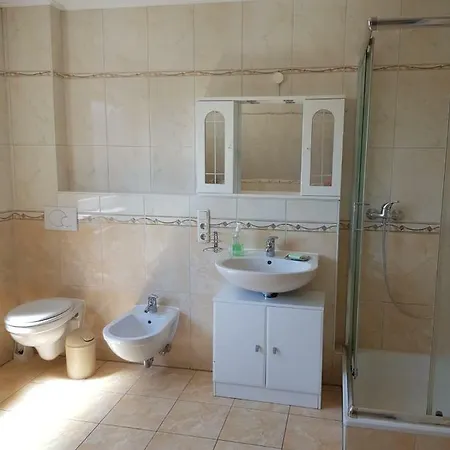 Ferienwohnung Messe Πανσιόν *